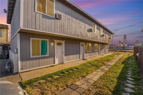 139 Dr Martin Luther King Jr Blvd, Bakersfield, CA, 93307-1894 | Card Image