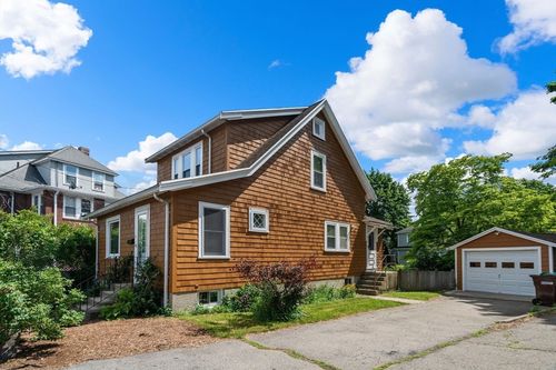 8 Breede Ter, Dedham, MA, 02026-1420 | Card Image