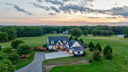 3315 Chandler Rd, Good Hope, GA, 30641-2910 | Card Image