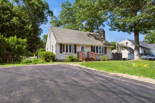 237 Clay Pitts Rd, East Northport, NY, 11731-3426 | Card Image