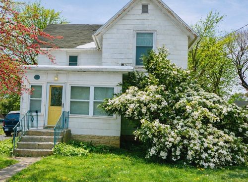 810 Julien St, Belvidere, IL, 61008-3922 | Card Image