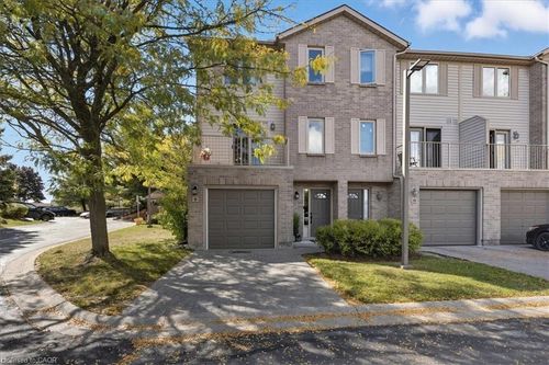 9-230 Blackhorne Dr, Kitchener, ON, N2E1Z4 | Card Image