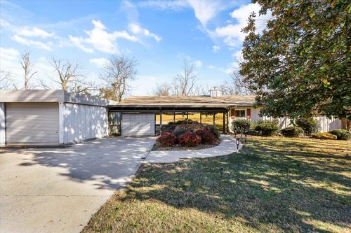 565 Hillcrest Cir, Etowah, TN, 37331-1731 | Card Image