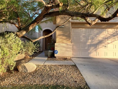 5057 Caprock Canyon Ave, Las Vegas, NV, 89139-7568 | Card Image