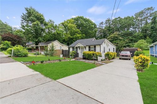 2100 Tiger Flowers Dr Nw, Atlanta, GA, 30314-1328 | Card Image