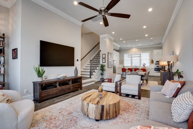 14985 Oak St, Townhouse with 3 bedrooms, 4 bathrooms and null parking in Addison TX | Image 18