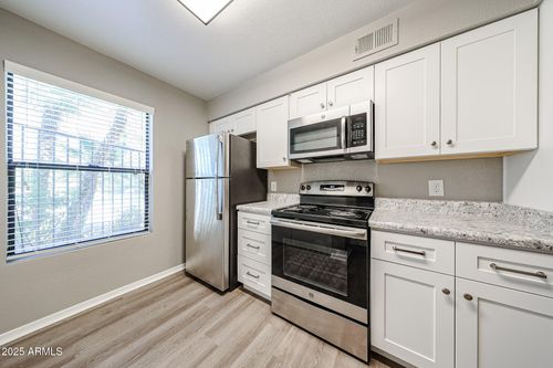 137-2025 E Campbell Ave, Phoenix, AZ, 85016-5553 | Card Image