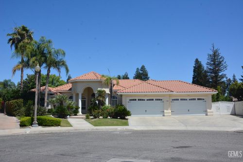 11200 Torbay Dr, Bakersfield, CA, 93311-2923 | Card Image
