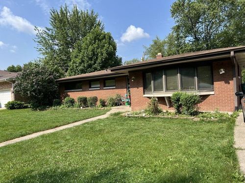 5738 Pennsylvania St, Merrillville, IN, 46410-2655 | Card Image