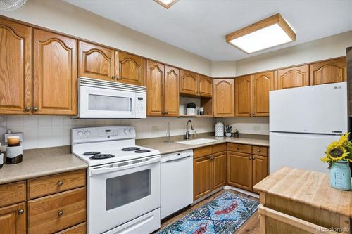 3b-635 S Alton Way, Denver, CO, 80247-1761 | Card Image