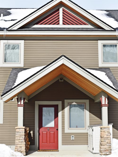 20-000 Bear Path Ln, East Burke, VT, 05832 | Card Image
