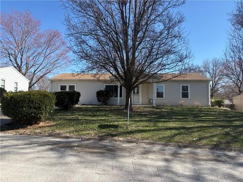 2305 Castle Lane, St Joseph, MO, 64503 | Card Image