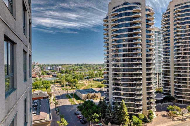 1016 - 1111 6 Ave Sw, Condo with 2 bedrooms, 1 bathrooms and 1 parking in Calgary AB | Image 4