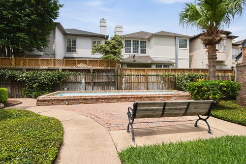 d39-5382 Brownway St, Houston, TX, 77056-4929 | Card Image