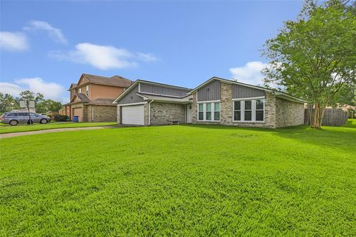 17502 Morning Star Ave, Crosby, TX, 77532-4225 | Card Image