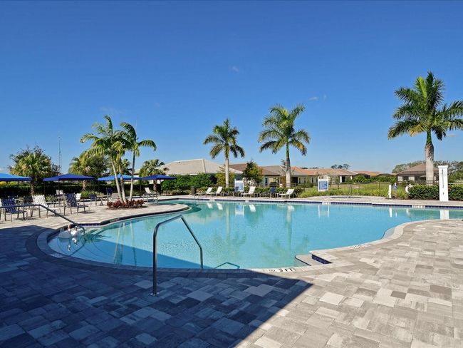 12816 Coastal Breeze Way, House other with 3 bedrooms, 2 bathrooms and null parking in Bradenton FL | Image 44