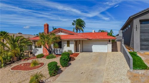 22082 Loch Lomond Dr, Menifee, CA, 92587 | Card Image