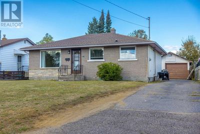 96 Milne St, Home with 4 bedrooms, 2 bathrooms and null parking in Thunder Bay ON | Image 1