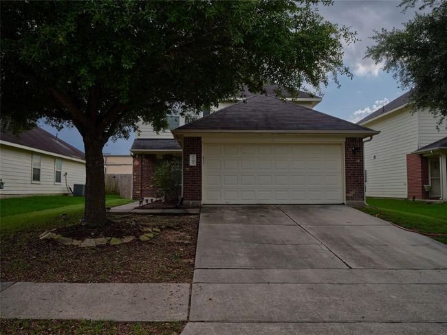 21603 Micheala Way, House other with 3 bedrooms, 3 bathrooms and 2 parking in Humble TX | Image 33