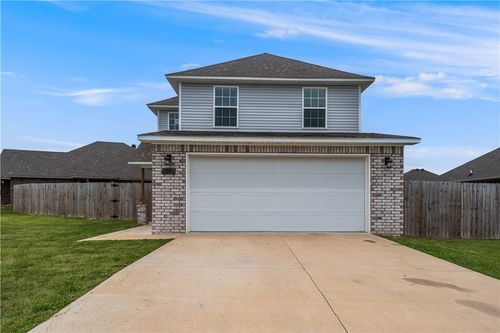 2004 Applewood St, Gentry, AR, 72734-4013 | Card Image