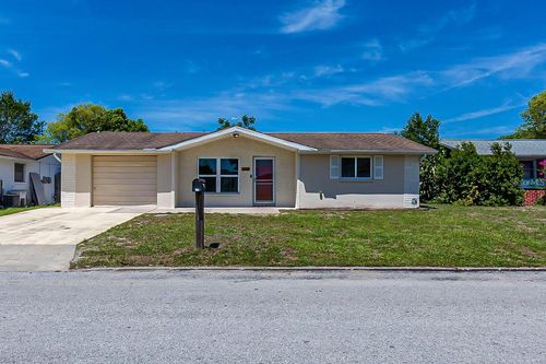 7735 Foxbloom Dr, PORT RICHEY, FL, 34668-1707 | Card Image