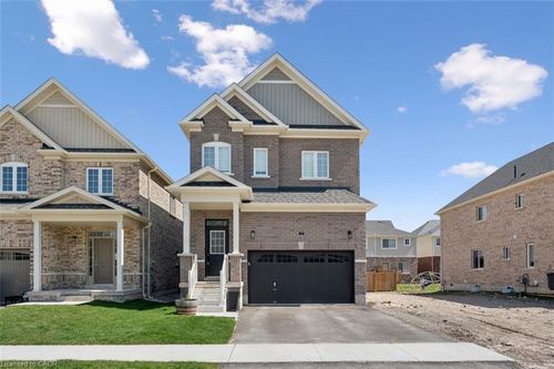 32 Hutchison Rd, Guelph, ON, N1L0R4 | Card Image
