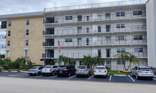 apt-315-4117 Bougainvilla Dr, Lauderdale By The Sea, FL, 33308-5417 | Card Image