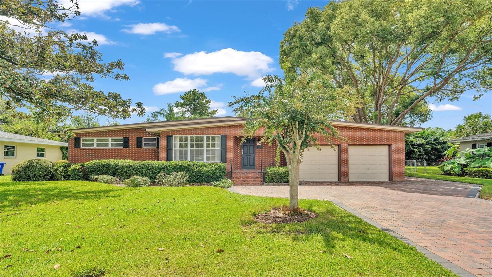 Bonnie Dr, Lakeland, FL 33803