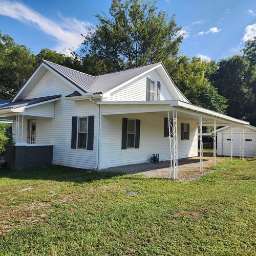 215 Depot St, Lawrenceburg, TN, 38464-3319 | Card Image