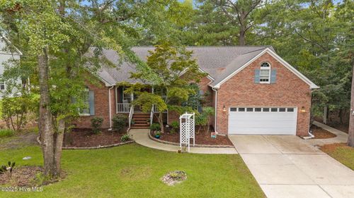 208 Chateau Dr, New Bern, NC, 28560-8942 | Card Image