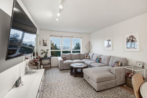 503-1833 Frances St, Vancouver, BC, V5L1Z8 | Card Image