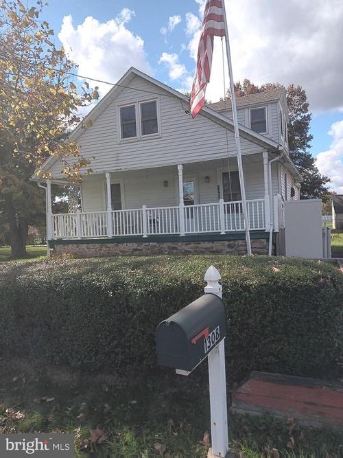 1308 Balthaser St, HARRISBURG, PA, 17112-1764 | Card Image