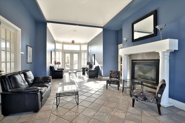 209 - 1441 Walkers Line, Condo with 2 bedrooms, 1 bathrooms and null parking in Burlington ON | Image 21