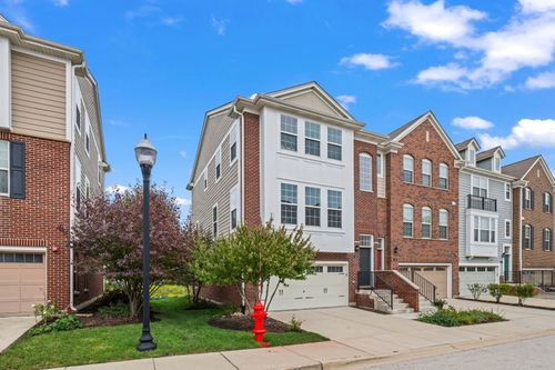 42 Marcel Ln, Schaumburg, IL, 60194-3516 | Card Image