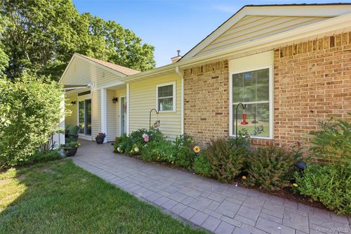 10 Pheasant Trail, Brookhaven, NY, 11727 | Card Image