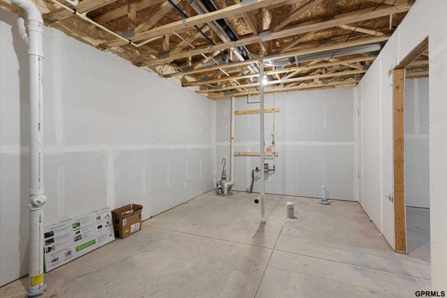 17312 Potter St, House other with 4 bedrooms, 3 bathrooms and 3 parking in Bennington NE | Image 34