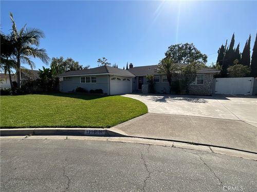 12191 Carthay Cir, Garden Grove, CA, 92841 | Card Image