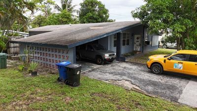 3241 Sw 20th Ct, House other with 4 bedrooms, 2 bathrooms and null parking in Fort Lauderdale FL | Image 3