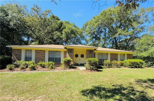 9300 Scenic Hills Dr, Semmes, AL, 36575-7100 | Card Image