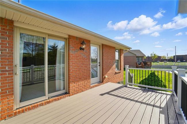114 Millwood Village Dr, House other with 3 bedrooms, 2 bathrooms and null parking in Englewood OH | Image 37