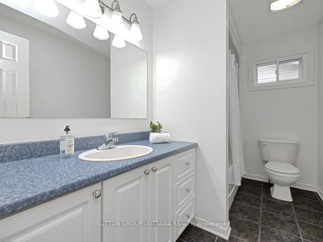 1112 St Germain Cres, House other with 4 bedrooms, 2 bathrooms and 2 parking in Orleans ON | Image 29