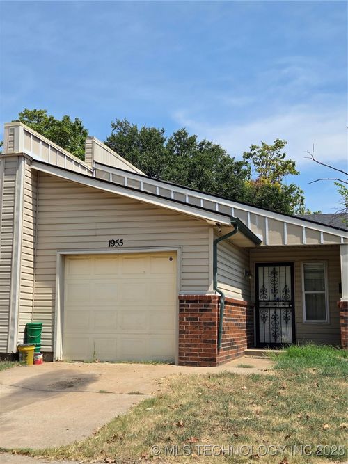 1955 Southwest Blvd, Tulsa, OK, 74107-1715 | Card Image