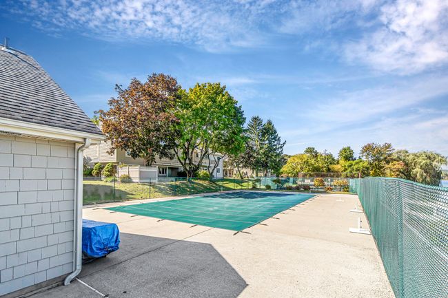 UNIT-4-18 - 11 Boulevard Dr, Condo with 2 bedrooms, 3 bathrooms and 2 parking in Danbury CT | Image 29