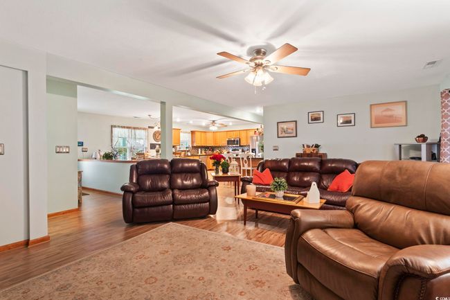 390 Boundary Ave, House other with 5 bedrooms, 4 bathrooms and 8 parking in Murrells Inlet SC | Image 5
