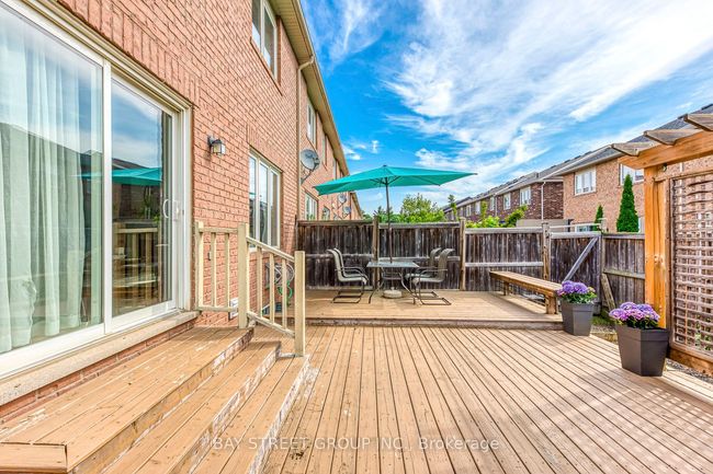 75 Finney Terr, House attached with 3 bedrooms, 3 bathrooms and 1 parking in Milton ON | Image 43