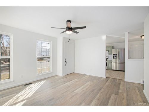 5211 Dillon St, Denver, CO, 80239-4141 | Card Image