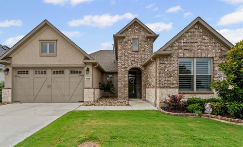 9608 Creekwood Dr, Denton, TX, 76207-1597 | Card Image