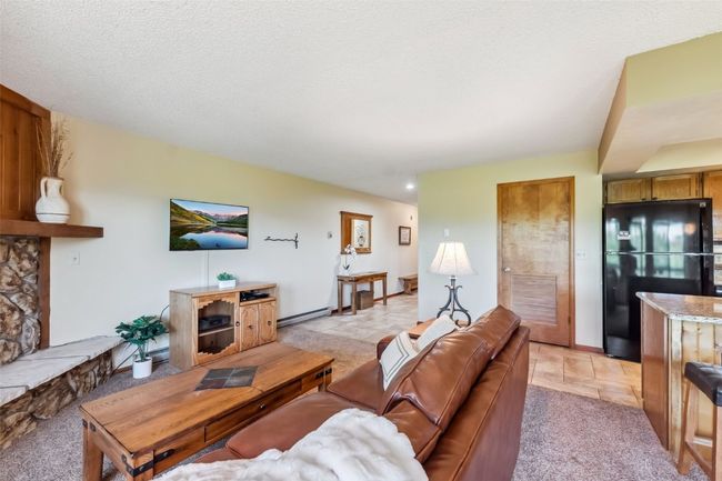 4612 - 4612 Ryan Gulch Rd, Condo with 2 bedrooms, 2 bathrooms and null parking in Silverthorne CO | Image 9
