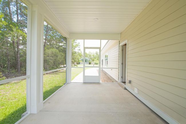 1722 Landing St, House other with 3 bedrooms, 2 bathrooms and 3 parking in Carrabelle FL | Image 37