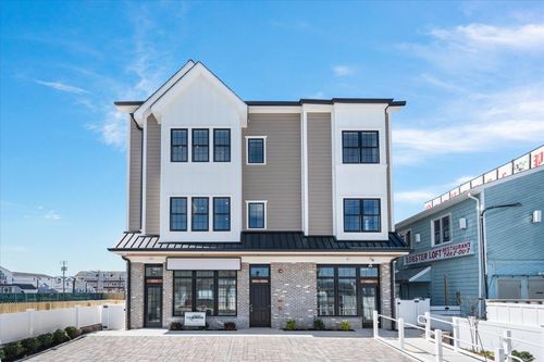units-101-andamp-102-310 42nd Place, Sea Isle City, NJ, 08243 | Card Image